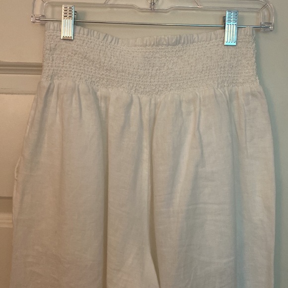 White Crown and Ivy Linen Pants - Picture 3 of 3